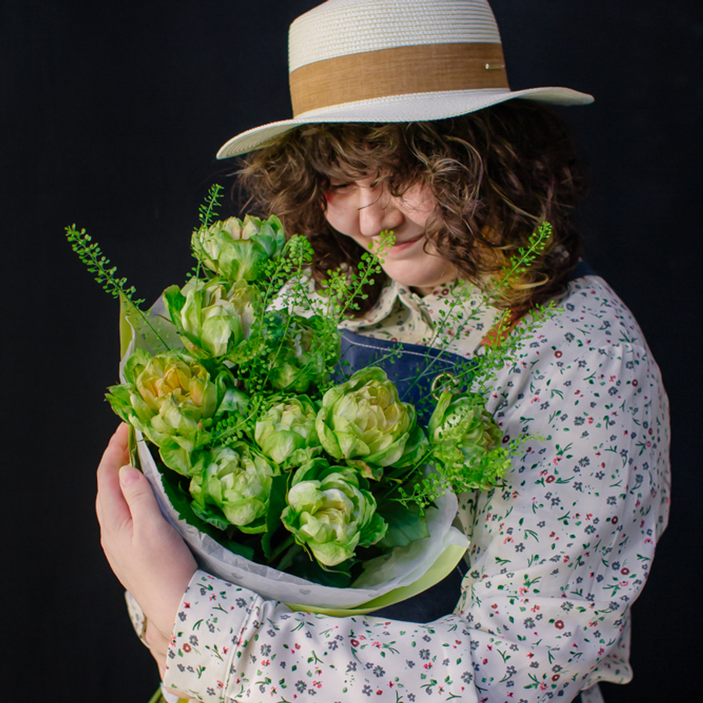 21. Оригинальный букет из розы сорта Вегги