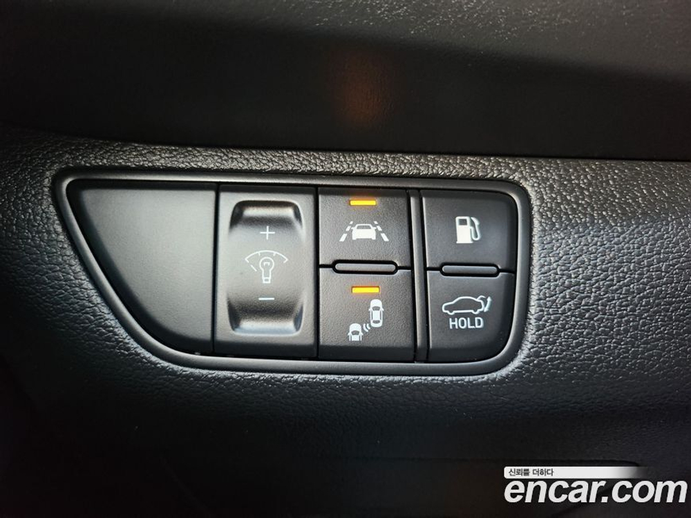 Genesis G70 2.0T AWD (08.2020)