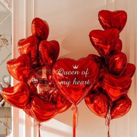 Большой сет из красных сердец с надписью для девушки