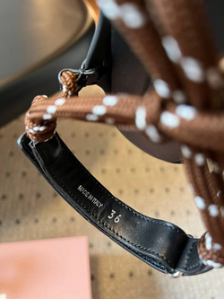 Женские сандалии Miu Miu коричневого цвета шнурованные