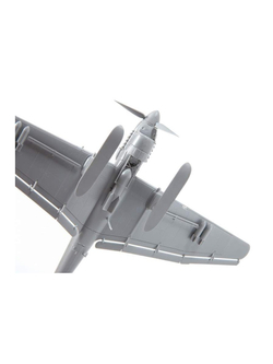 Сборная модель ZVEZDA Нем.бомбардировщик Юнкерс Ju-87B2-U4 "Stuka" на лыжах (сборка без клея), 1/72