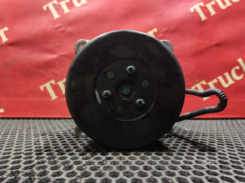 Компрессор кондиционера 2023.г