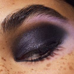 MAC Cosmetics Dazzleshadow Eyeshadow Stick - Тушь для ресниц в кремовой текстуре в стике оттенок Black Ice, 1 g