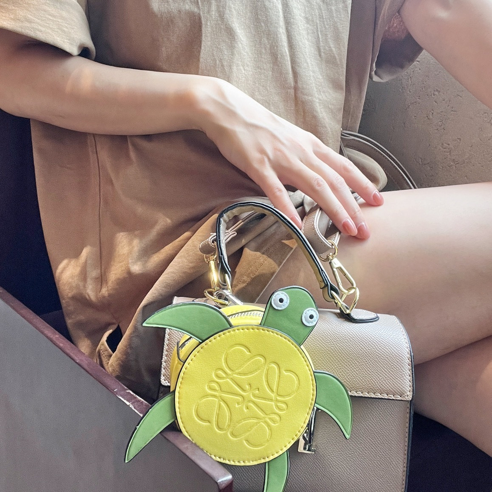 Loewe Turtle Cookie Pouch
