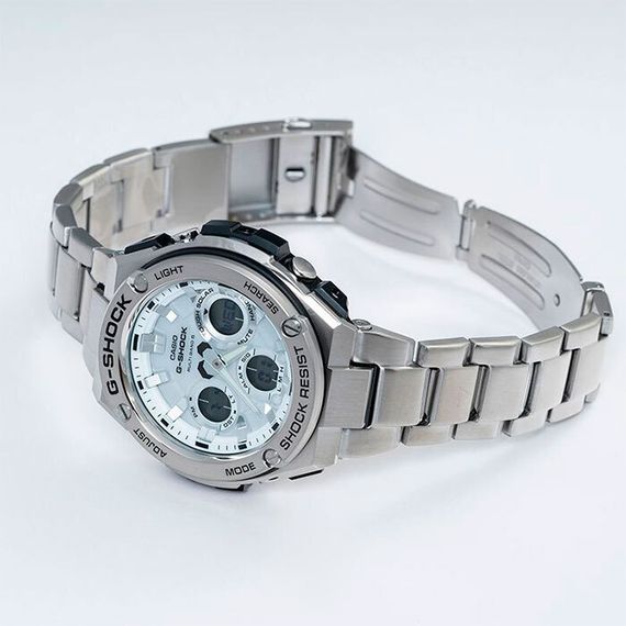 Наручные часы Casio GST-W110D-7AJF