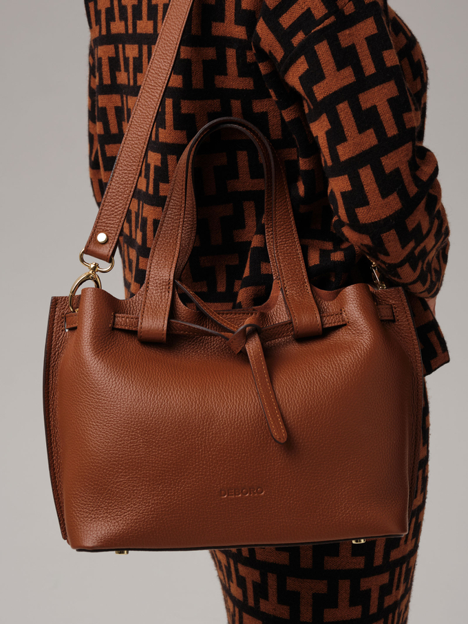 Кожаная сумка Deboro 31002 коричневый фундук