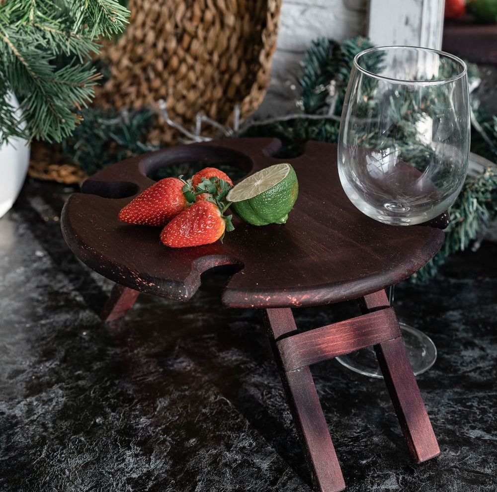 Декоративный столик для вина «Фасолька»