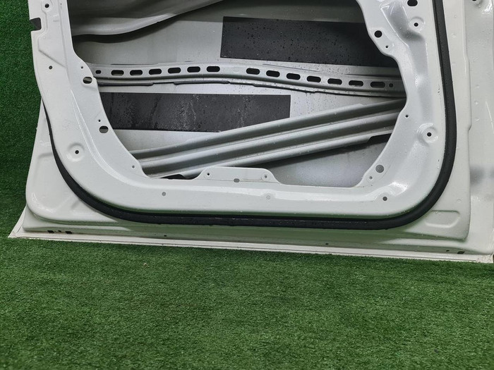 Дверь передняя левая Mercedes GLC X253 (2015-2022)