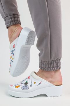 503 | "Anna" Женские медицинские сабо (принт)