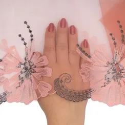 Вышивка на сетке коралл (левая) 17 см