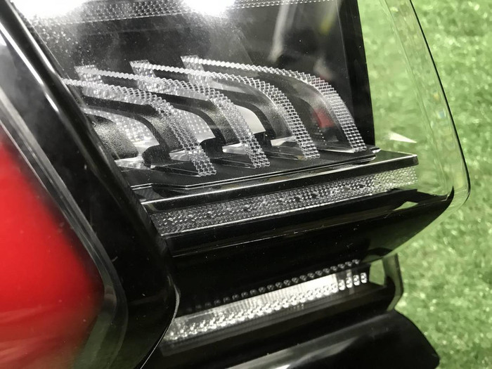 Фонарь левый внешний Zeekr 001 (2021-н.в.)