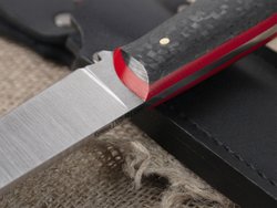 Нож для бушкрафта "Куница", сталь VG-10/Elmax, рукоять карбон (красный спейсер)