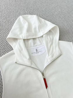 Летний костюм Brunello Cucinelli