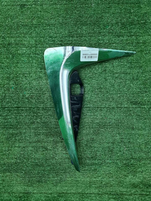 Накладка ПТФ левая Lexus LM (2019-2023)