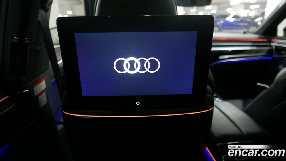 Audi A8 (D5) 55 TFSI Quattro Premium LWB (12.2022)