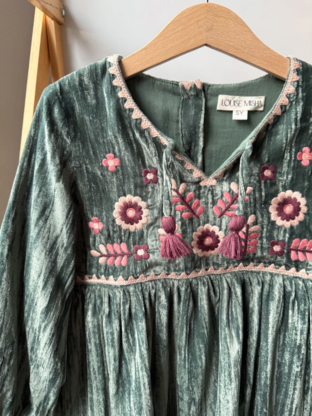 Бархатное платье Louise Misha, 110