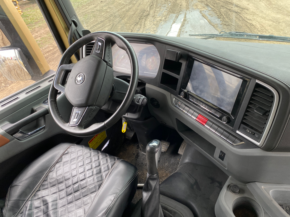 Shacman (Shaanxi) SX* 8x4 Самосвал SX331863366 (Дизельный, 12,5 л, 544 л.с., МТ)