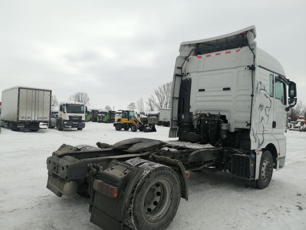 SITRAK C7H MAX 4x2 Седельный тягач ZZ4186V361HE (Дизельный, 12,4 л, 480 л.с., АТ)
