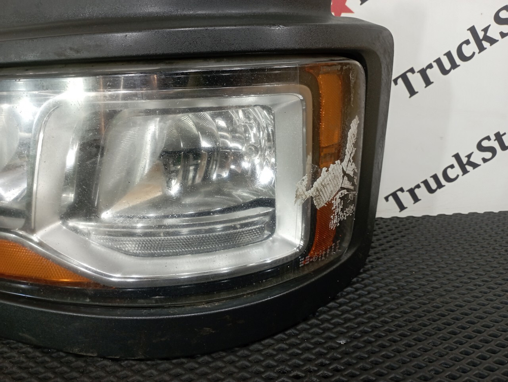 Фара левая 2020г.