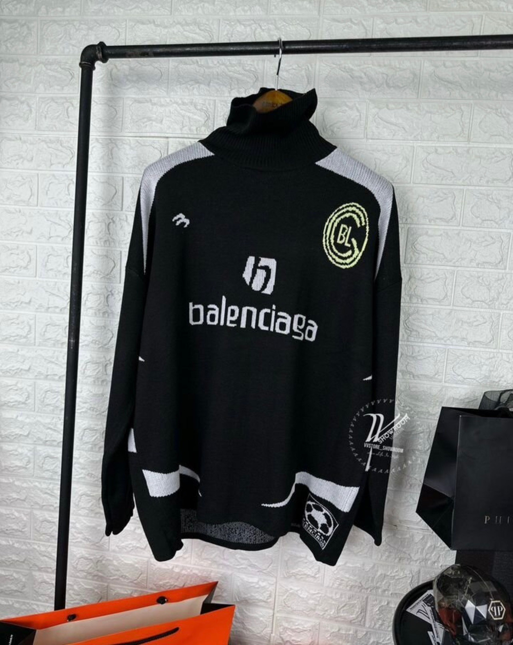 Свитер Balenciaga Soccer Limited Edition