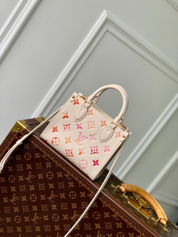 Louis Vuitton Onthego BB