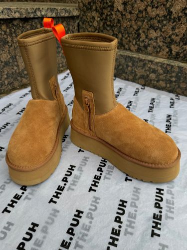 Высокие бежевые угги с неопреновым голенищем