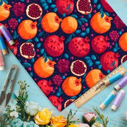 Ткань Ниагара Софт гранатовые плоды на темном