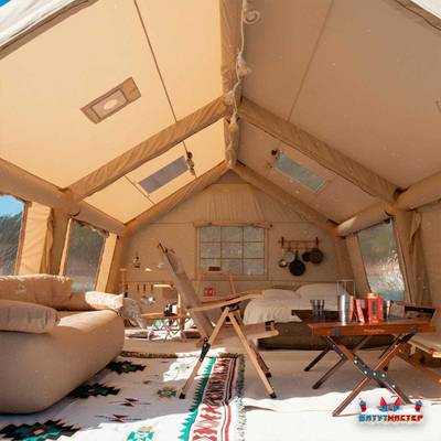 Пневмокаркасная всесезонная палатка «Тёплая Искра» 3,6×4,8×2,2 м — с печкой, из ПВХ, бежевая