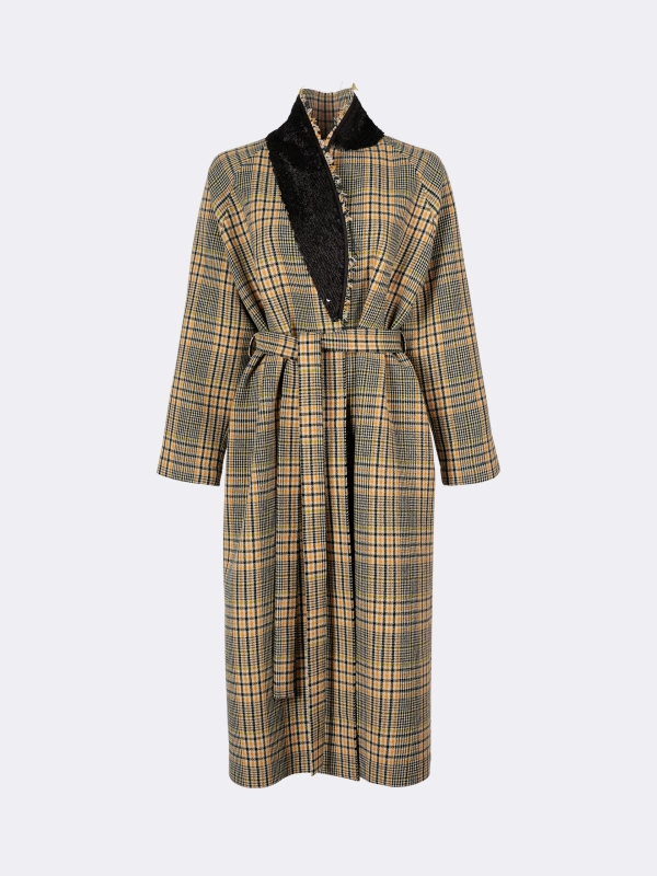 Пальто-халат с воротником из пайеток