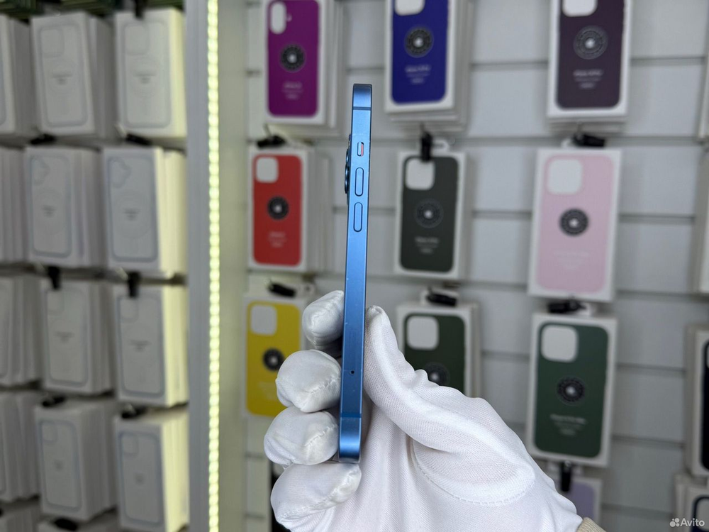 iPhone 13, 128 ГБ, SIM + eSIM б/у