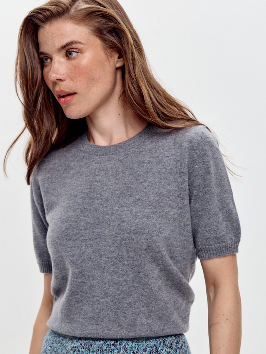 Кашемировая футболка