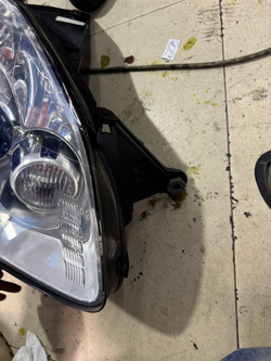 Оригинальная LED фара Buick Enclave