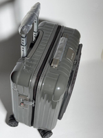 Дорожный чемодан Rimowa