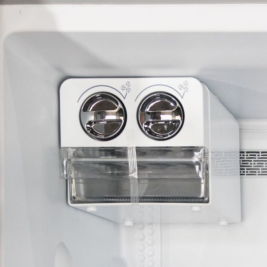 Холодильник Ginzzu NFK-590 стальной