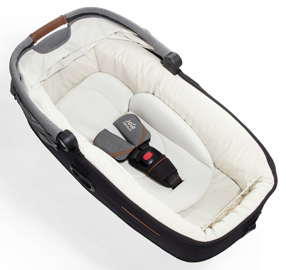 Автокресло Joie Calmi с Базой Joie I-Base Encore Carbon