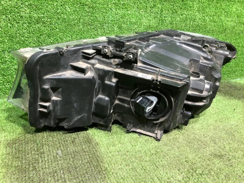 Фара правая BMW 5er G30 (2017-2020) LED
