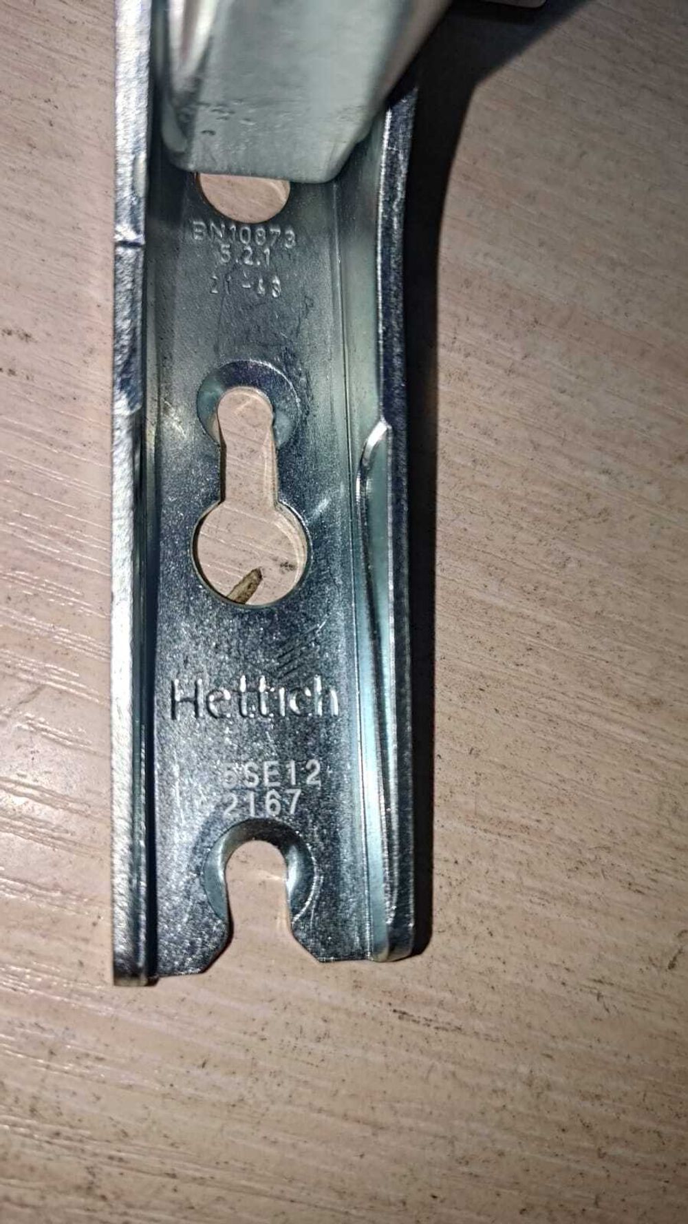 Петли для холодильника Bosch (Бош)/ Siemens (Сименс) - 12004051 (267190 + 267189)