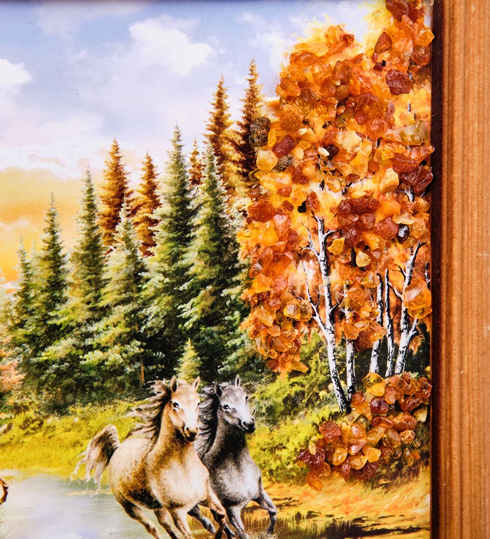 AMB-74/58 Картина «Лошади» (с янтарной крошкой) дер.краш.рамка 12х15