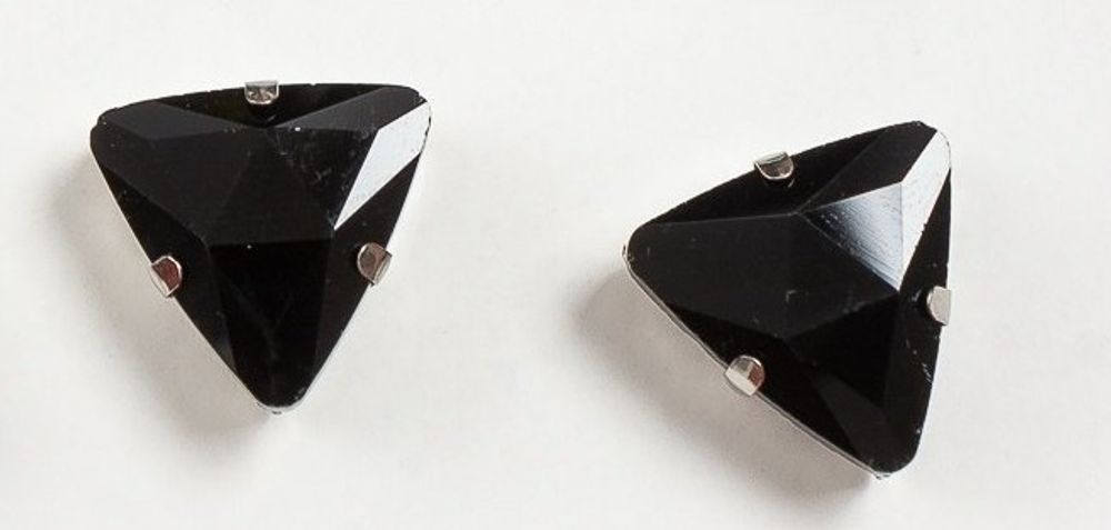Стразы пришивные стекло в оправе "Треугольник", р. 18 мм, чёрный