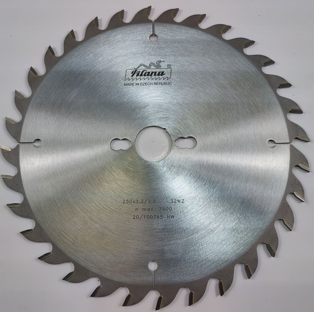 Пила дисковая TCT "Pilana" 250x3.2/2.2x30 z32 81-26 WZ