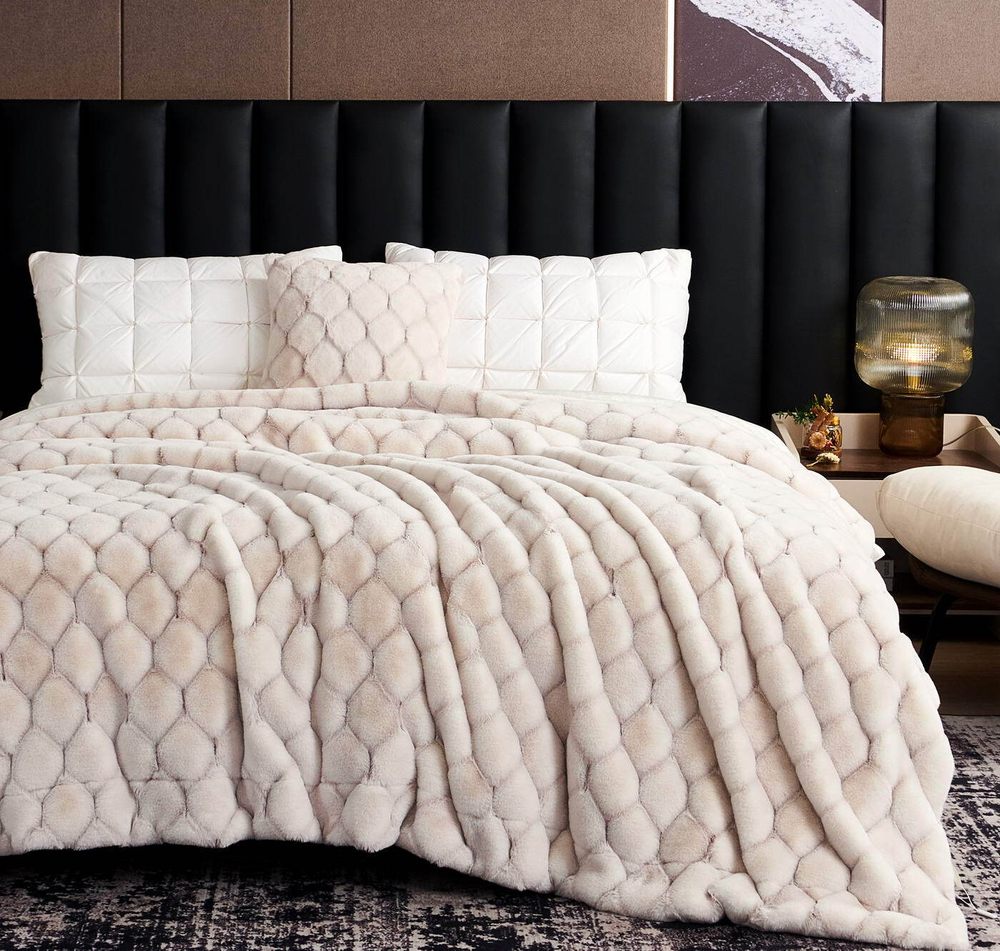 Покрывало 220x240 Sofi De MarkO Адриана №8 молочно-белое