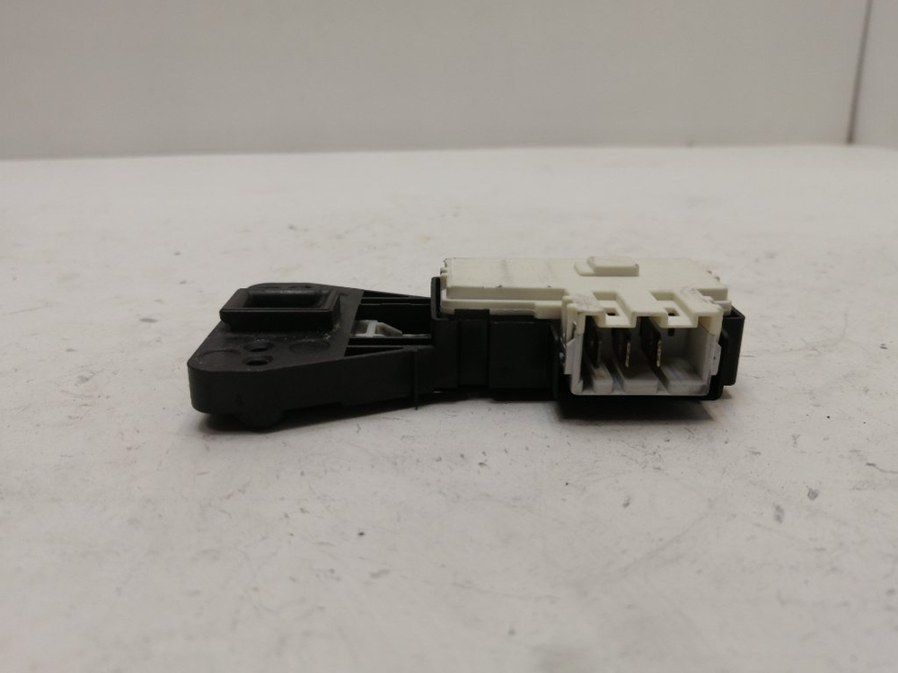 WF8590NMW9 кт114 Блокировка люка для стиральной машины Samsung WF8590NMW9 б/у