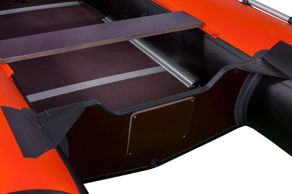 Лодка ПВХ RIVERBOATS 390 Киль