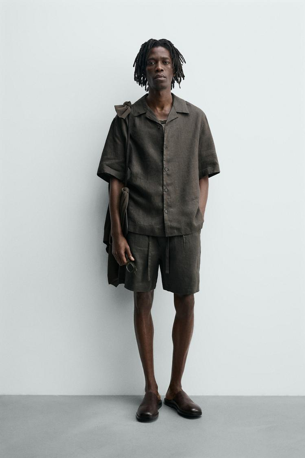 ZARA ШОРТЫ RELAXED FIT ИЗ 100% ЛЬНА, ТЕМНО-ЗЕЛЕНЫЙ