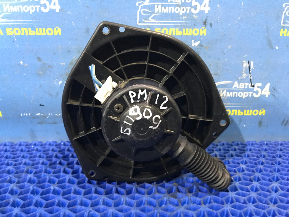 Моторчик печки NISSAN LIBERTY 1998-2004