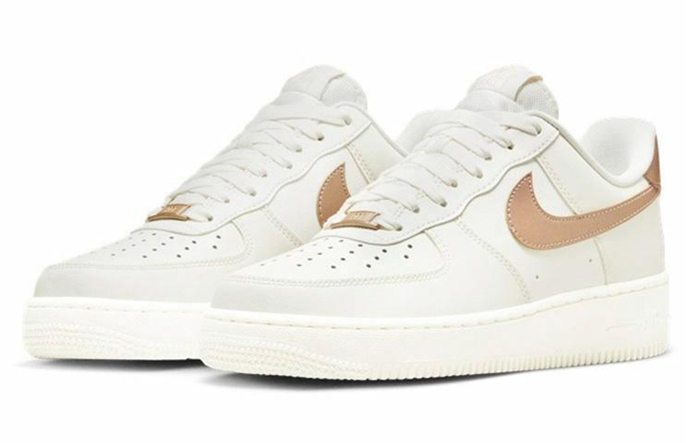 Кроссовки Nike Air Force 1 Low '07 (Женская размерная сетка)
