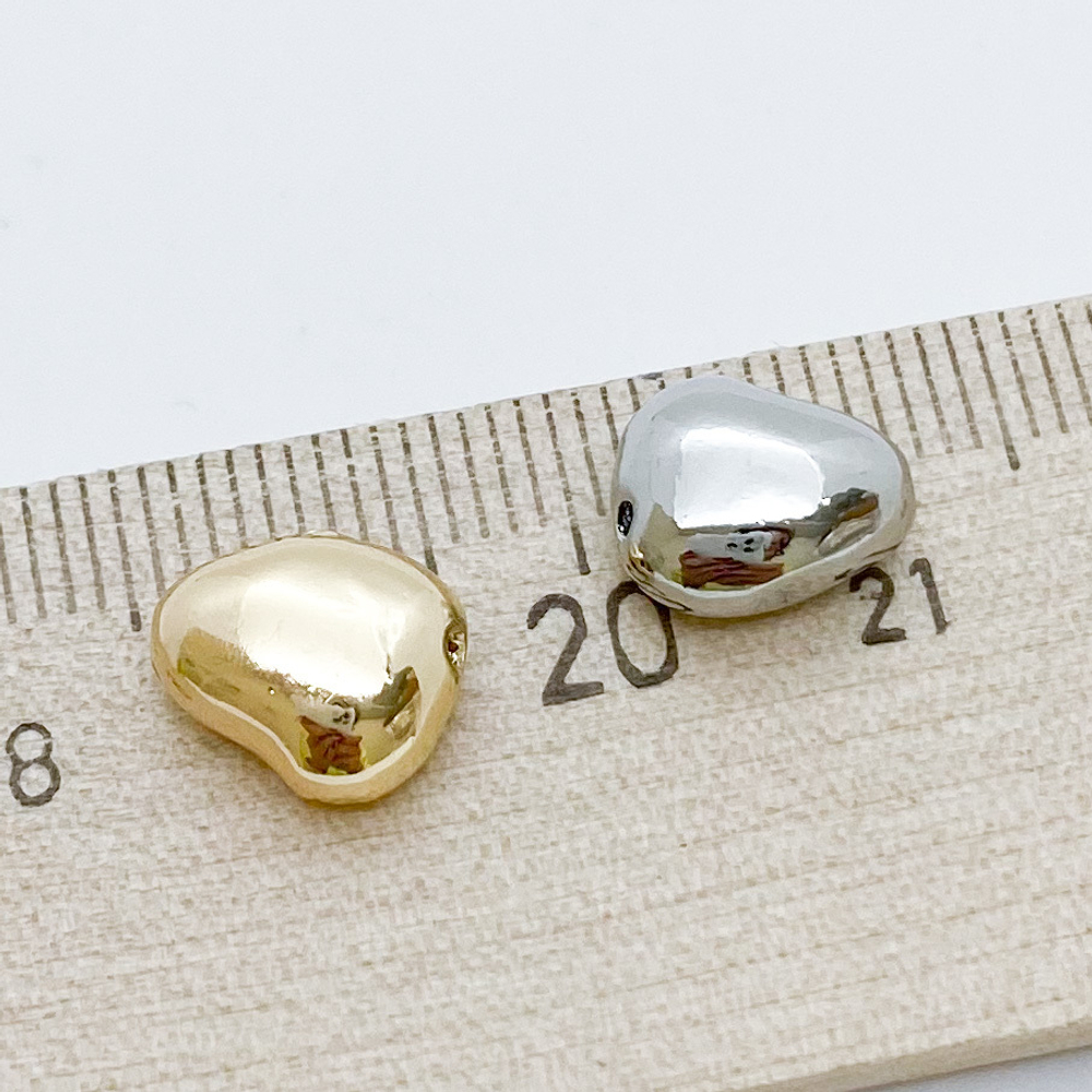 Бусина, цвет серебро, размер около 10*8,5 мм, цена за 1 шт