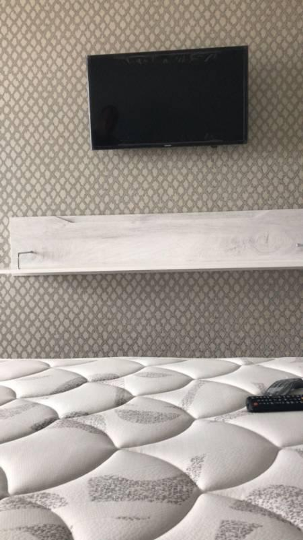 Полка навесная Сорренто