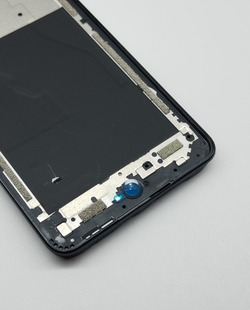 Infinix Smart 8 Pro X6525B) - рамка дисплея (корпус)