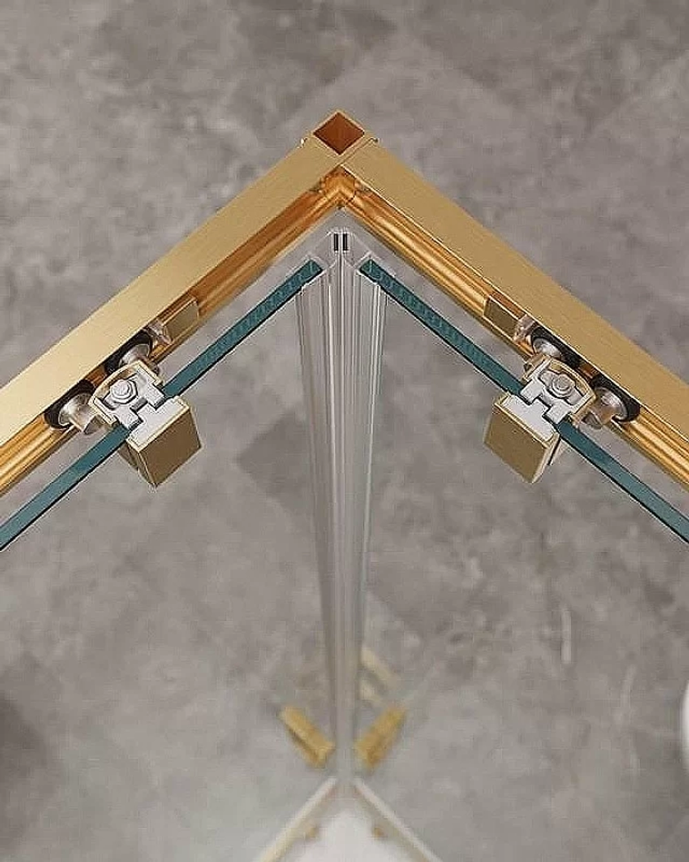 Душевой уголок Cezares Molveno 120x90 AH-21-90+30-C-BORO-IV стекло прозрачное/профиль золото брашированное